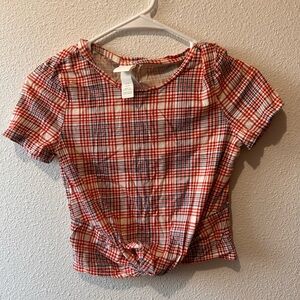 H&M Red and White Plaid Short Sleeve Top